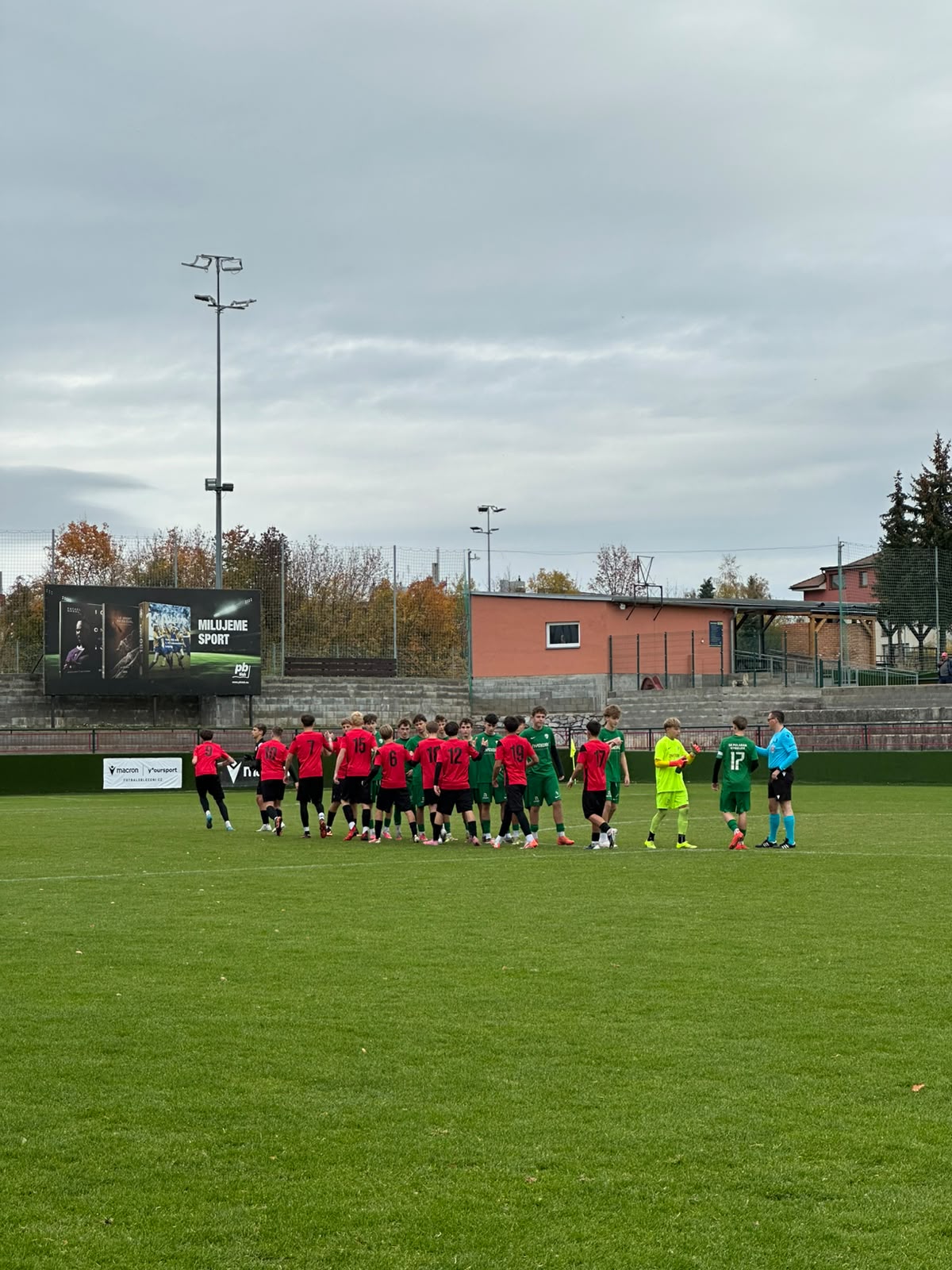 U17 ztratila body v samotném závěru utkání s Nymburkem